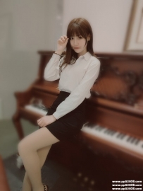 台中氣質美腿茶：晴雪 166cm C奶 24歲 風騷鋼琴老師有樣貌...