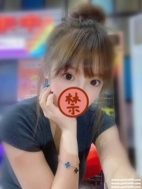 台北學生妹：貝兒 158 C 42 19歲 粉嫩可口小隻馬! 滿滿青春活力的鮮嫩肉體!
