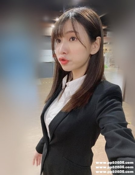 小妍 (1).jpg