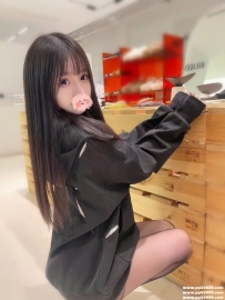 台北優質學生妹：皮皮 155cm C 44 19歲 非常甜美 超騷超敢玩 皮膚水嫩白皙 熱情主動