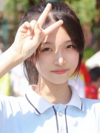學生妹初次來兼職：153/C/18Y/39kg 清純甜美 活潑俏皮 極度反差 零經驗 愛撒嬌