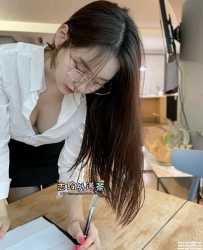淫蕩騷妹：小雪163cm 25歲 46kg D奶番風情品味的女人性欲強 可不要讓你的弟弟軟唷