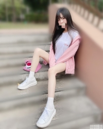 藝術大學學生兼職：青青 160 45 C 20歲 青春氣質 皮膚白皙光滑 敢玩 可配合變裝