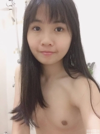 高雄嬌小學生妹：萌雅 158 44 B+ 19歲 性慾很強 想換著不同的大肉棒幹他 #快來報名喲