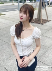 台北高顔值正妹：小月 162-C-22歲 甜美 清純氣質美貌 皮膚白
