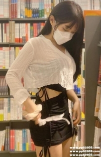 新竹援交妹：小喜163.E.47.23歲 會玩cosplay的學生妹 熱情主動 大屁股很性感