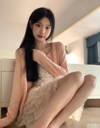 台中一夜情：拉拉165/47kg/B/22歲 有著如天使般純淨美麗的臉龐 身姿卻散發著勾魂魅惑