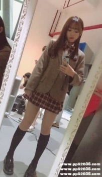 女校學生妹：點點159-D-19歲 #身材纖細大奶 超正點 凹凸有致