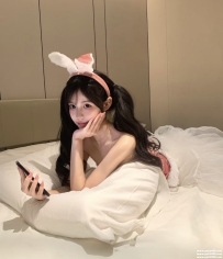 台中熱推：美柚 162cm 22歲 C奶 45kg 甜美可愛 纖細美腿 可愛的聲音還會叫出你的昵稱