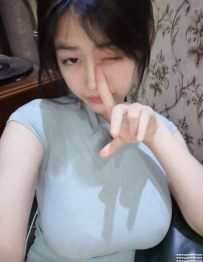 大奶外送茶：杏子164.F+.25歲 F奶撐滿 每一寸肌膚都散發著女人味！熱情+完美身材