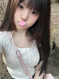 學生外送茶：妍妍159.D.45.18歲 鄰家學生妹風 白嫩膚質 清純笑容