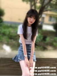 台北嬌小學生妹：小優 159 44 B+ 20歲 清純可愛 很會撒嬌 讚