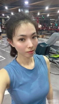 台北人妻茶：蘭心 164cm D奶 48kg 36歲 有經常健身 超級重口味