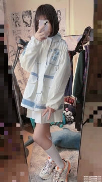 本人系列：皮皮152.B.18.43kg 超幼齒的學生妹 剛成年2個月白虎一線鮑 緊到讓你找不到