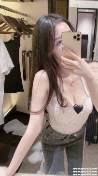 台北網紅兼職：欣彤 165cm.46kg.D奶.23歲 完美身材 天使面孔 讚
