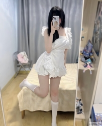 台中推薦：心怡 160 C 45kg 23歲 喜歡刺激の小騷妹 #溫柔幼稚園老師 吧🤭有夠反差呢😆