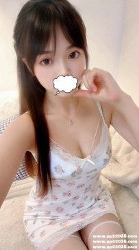 悶騷學生申請榨乾：珂心155.C.40.20歲 外表可愛 實際很悶騷的慾女