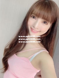 甜甜172/50/E 25歲 設計師  想在床上幹長腿妹妹 可以私密我喔