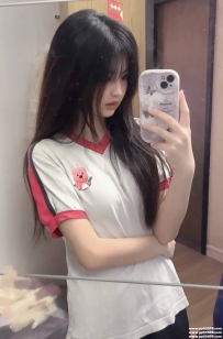 羅莉美少女：小桃157.C.40.19歲 甜美可愛 如同陽光般耀眼 純真無邪的笑容 令人心動