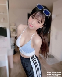 台北大奶妹：舒婷 163cm.E.46.25歲 外貌巨乳妹 氣質好身材佳