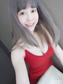 台中平價茶：妮卡157.E.43.23歲 擅長各種cosplay角色扮演 小隻有料 藏不住的E奶