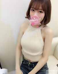 台北大學校花：月亮  162 46 C 21歲 外貌氣質外 加可愛 皮膚白