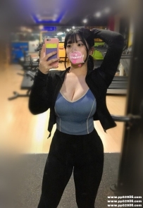巨乳系列正妹：喬恩164.F.50.25歲  外貌佳 身材性感超級火辣 軟綿F奶級女神