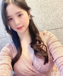 台北爆乳妹：如煙 163cm E奶 32歲 美乳嬌妻 服務很貼心會盡...