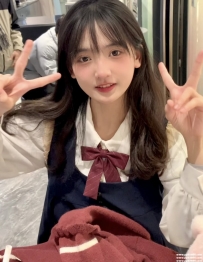 台北學生外約：香香156.B.42.20歲 甜美無辜的眼睛 宛如洋娃娃般精緻的五官